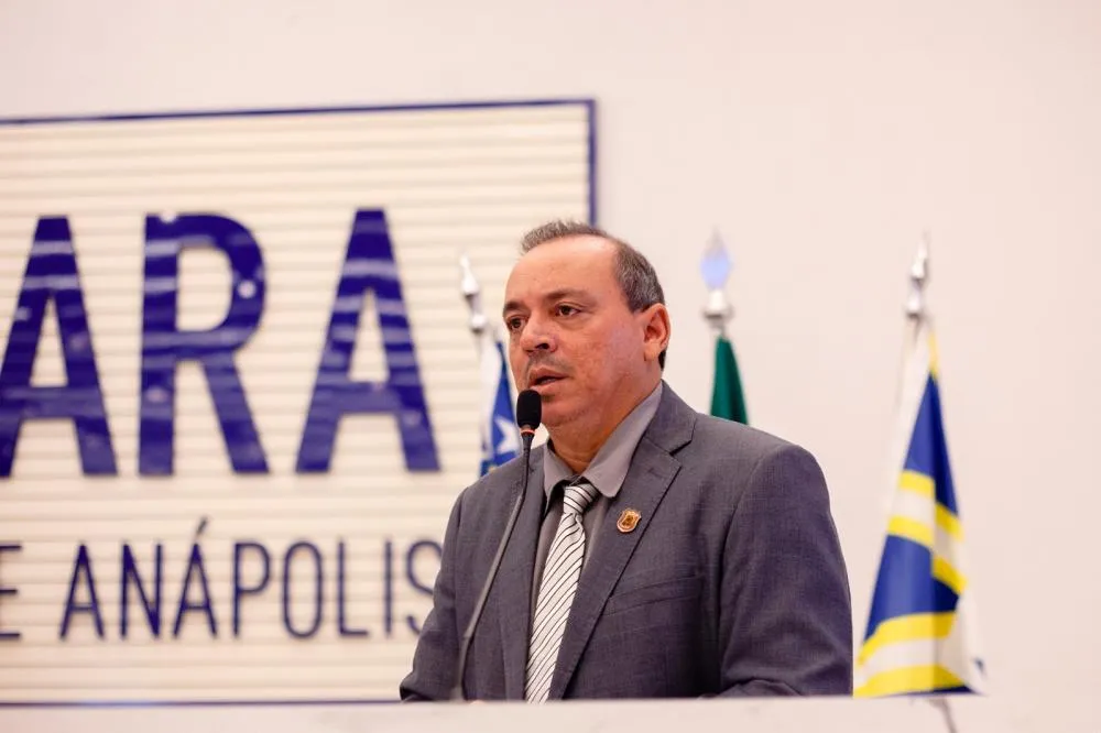 Suender diz que venceu “máquina do prefeito” e busca “algo maior” em 2028